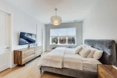 2141 W. Moffat St. thumbnail 17