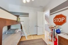 2141 W. Moffat St. thumbnail 23