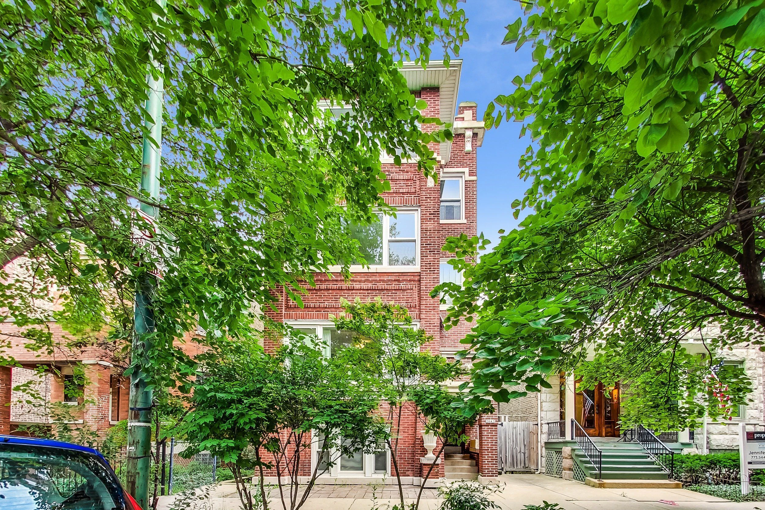2643 N. Mozart St.