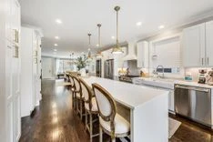 2906 North Albany Avenue thumbnail 10